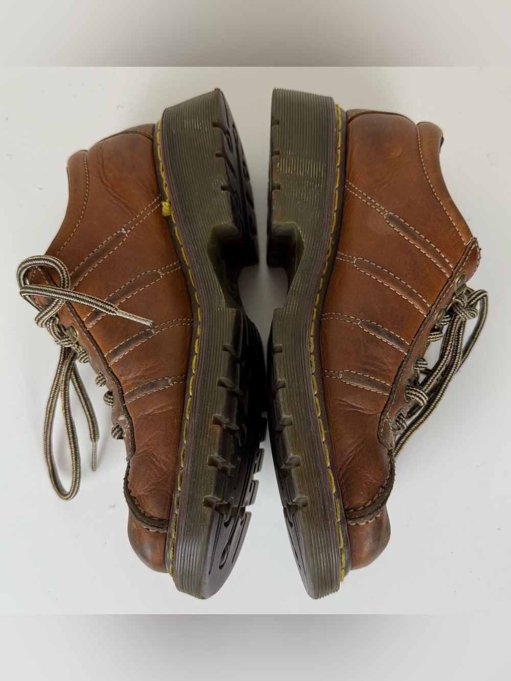 Vintage Dr. Martens brown leather lace up Oxford shoes - Picture 3 of 8
